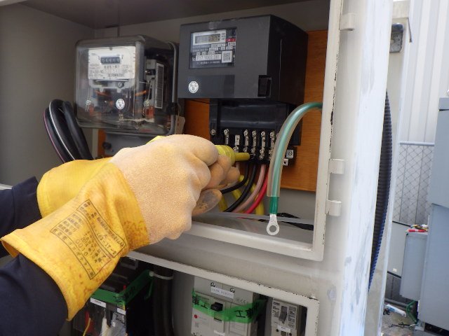 分電盤配線作業